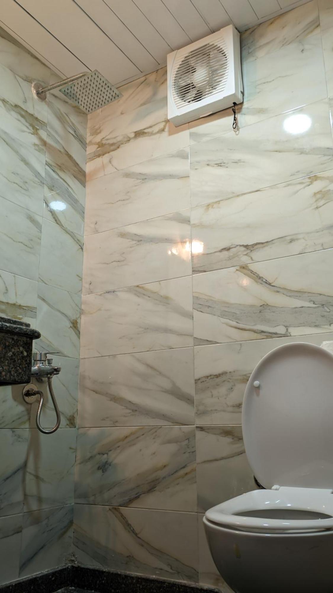 Royal Crown Hotel عائلات فقط Александрия Екстериор снимка