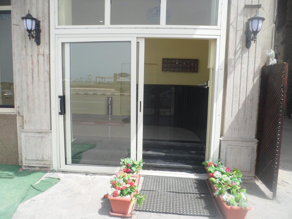 Royal Crown Hotel عائلات فقط Александрия Екстериор снимка