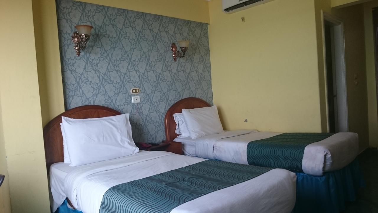 Royal Crown Hotel عائلات فقط Александрия Екстериор снимка