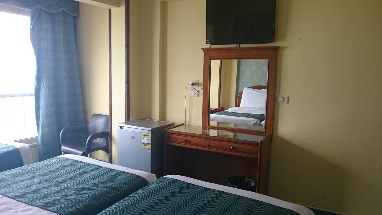 Royal Crown Hotel عائلات فقط Александрия Екстериор снимка